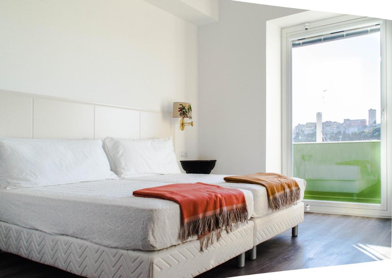 Eleventh Floor Suites Cagliari Exterior foto